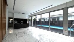 Stevens Road (D10), Terrace #464307111